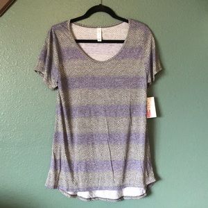 NEW Lularoe Classic T medium